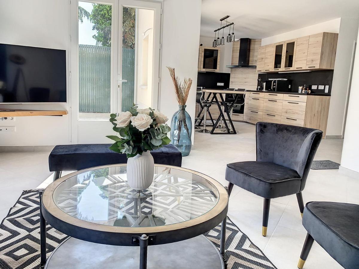 Apartment Magnifique 12 Pers - 6 Avec Salle De Bain Privative Au Calme - 30 Min Asterix - Ecrin De Charme Compiègne